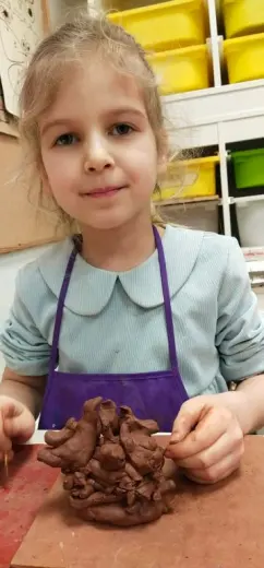 Лепим птичьи гнезда из глины