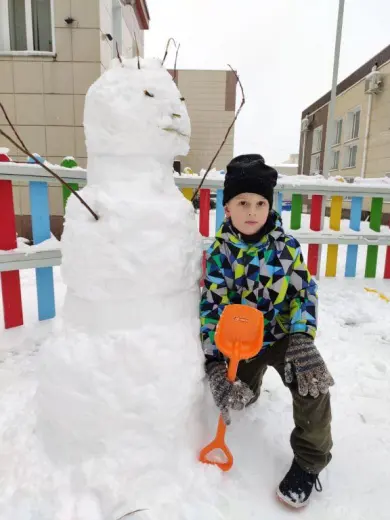 Первые снеговики