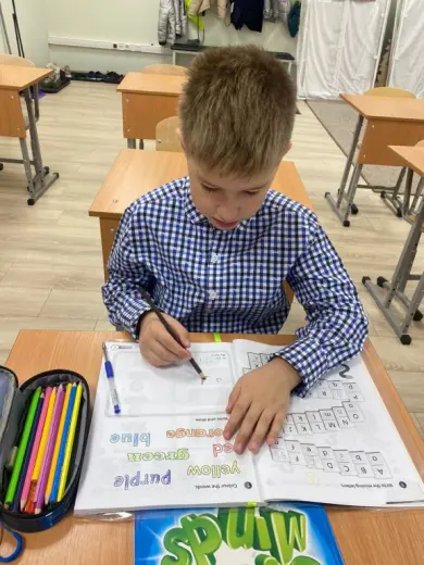 Повторяем цвета на английском
