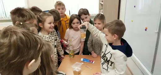 Зачем чистить зубы?