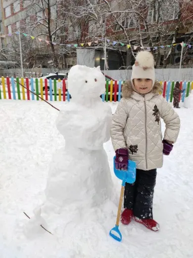 Первые снеговики