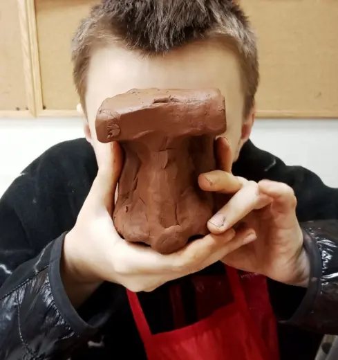 Лепим из глины нос Давида
