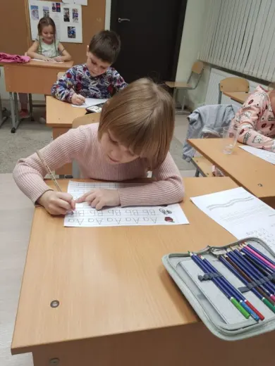 Учимся писать английские буквы