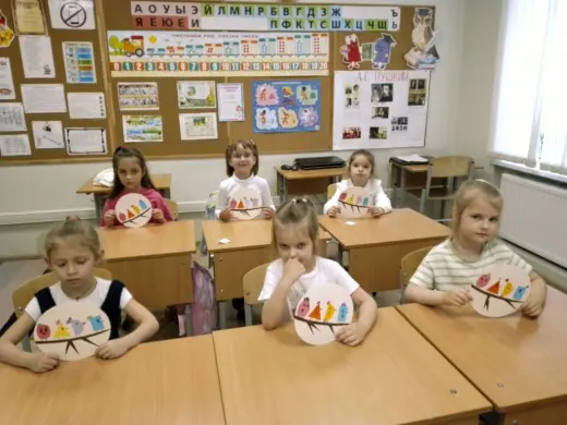 птицы на ветке