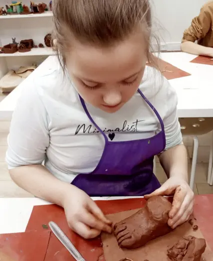 Лепка стопы из глины