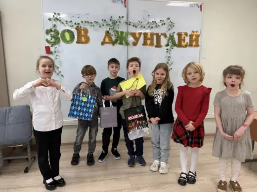 «А ну-ка мальчики!» в начальных и старших классах