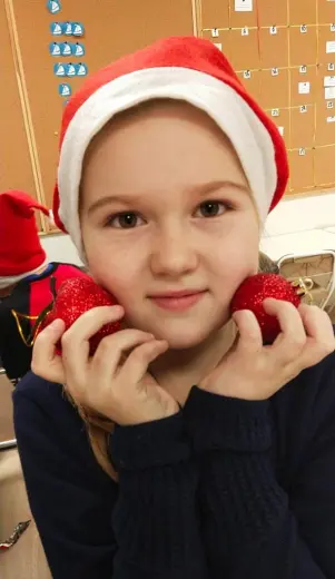 Украшение школы к новогодним праздникам — Наташа
