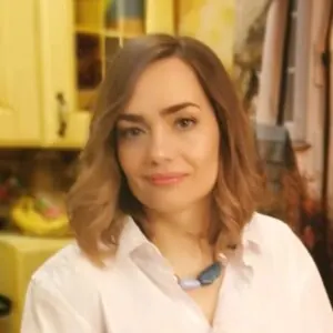 Елена Старостина